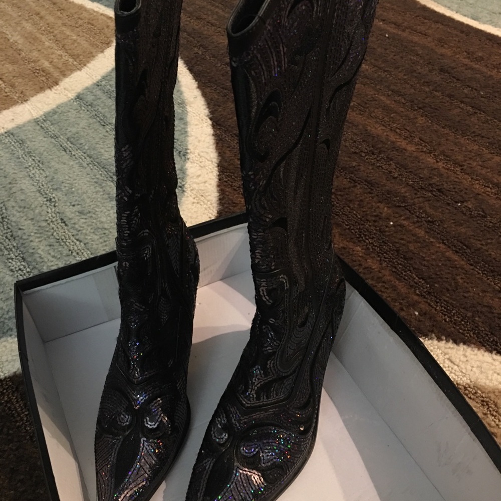Helen’s Heart Bling Western Boots (New)